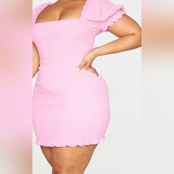 16 • PrettyLittleThing • Pink Square Neck Puff Sleeve Shirred BodyCon Mini Dress - Picture 4 of 5